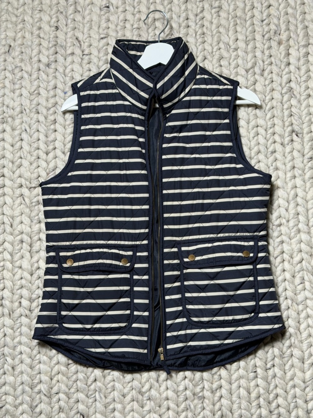 British Khaki Navy and Cream Striped Quilted Vest